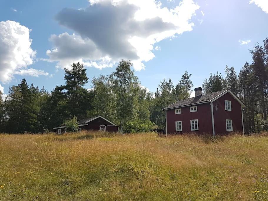 סבג Charmig Gard Med Bastu, Strandtomt Och Utedusch I Naturskoent Omrade מראה חיצוני תמונה